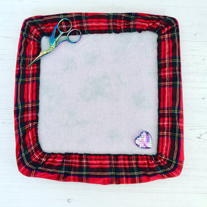 Red Tartan Q-Snap Frame Cover, Grime Guard