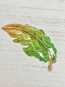 Golden Shimmer Leaf Needle Minders