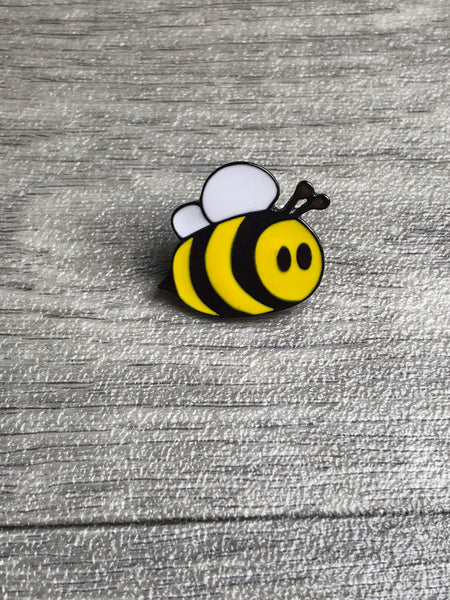 Bumble Bee Gunmetal Coloured Enamel Pin/Brooch