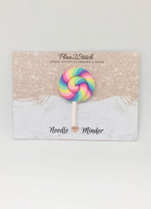 Rainbow Swirl lollipop Needleminder
