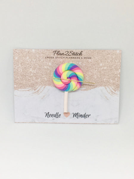 Rainbow Swirl lollipop Needleminder