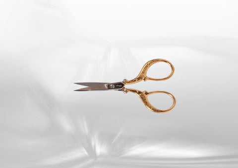 Floral Embroidery Gilt Bow Scissors