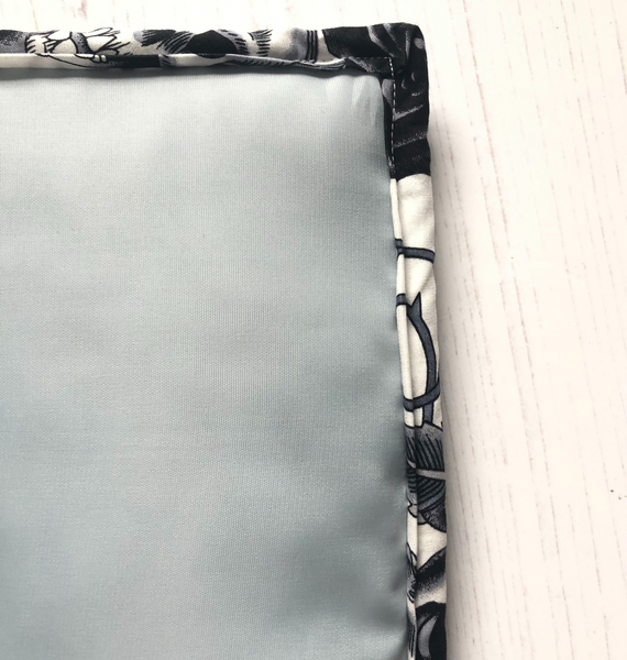 Skulls N' Roses Luxury Padded Project Bag, Q-Snap Frame Bag Set