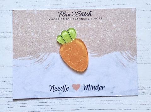 Glittery Carrot Needle Minder