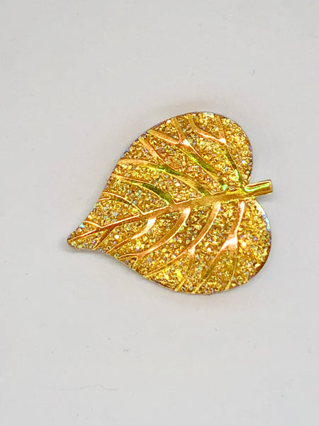 Gold Sparkly Leaf Needleminder