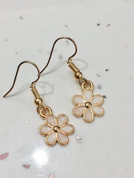 White & Gold Flower Earrings